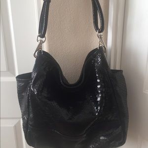 Streets Ahead Bucket Bag